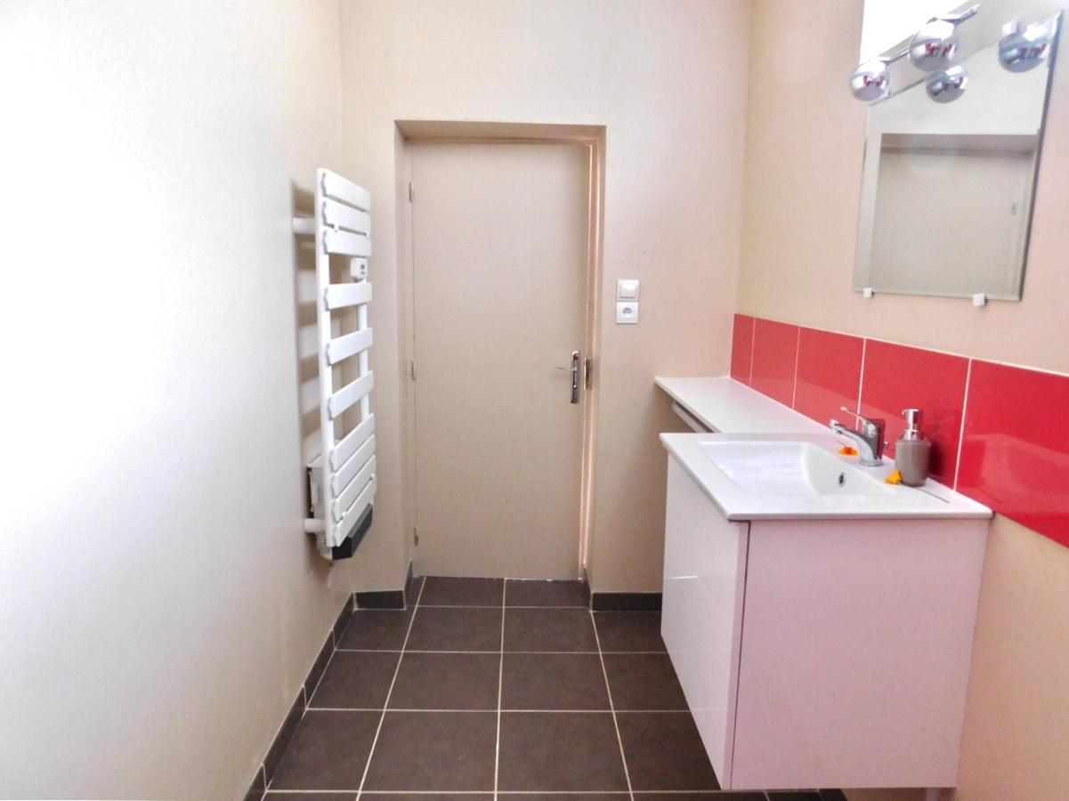 Du Coq A L'Ame Bed and Breakfast Naves  Exteriör bild