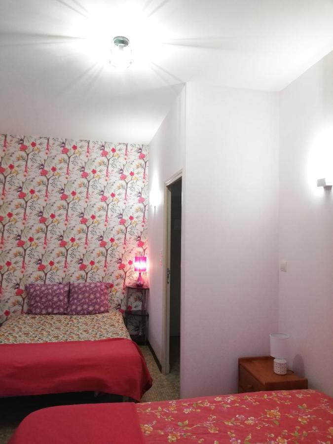 Du Coq A L'Ame Bed and Breakfast Naves  Exteriör bild