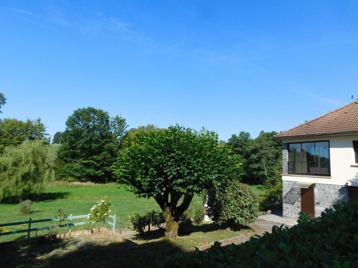 Du Coq A L'Ame Bed and Breakfast Naves  Exteriör bild