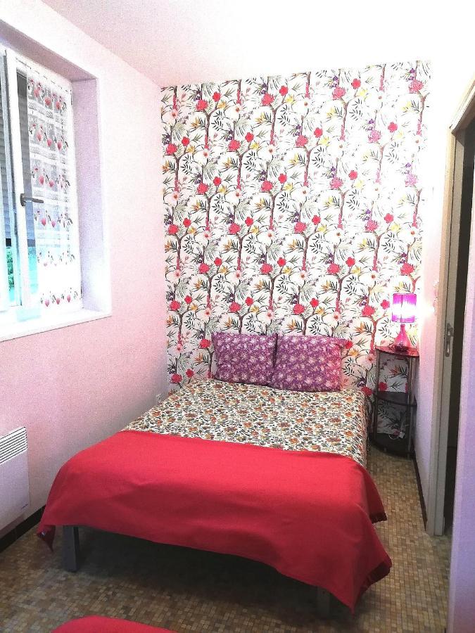 Du Coq A L'Ame Bed and Breakfast Naves  Exteriör bild